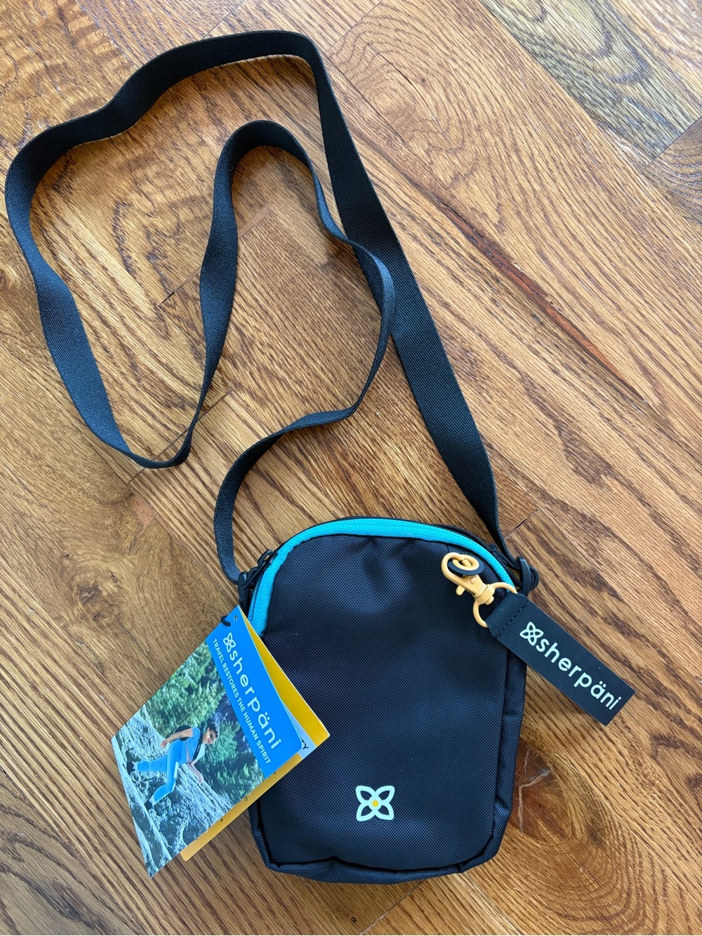 NWT Sherpani Rogue Mini Crossbody Bag Chromatic RFID Water Resistant Travel
